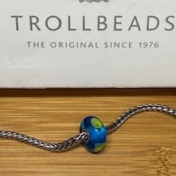 Trollbeads Authentic Glass Trollbeads - Picture 1 of 2